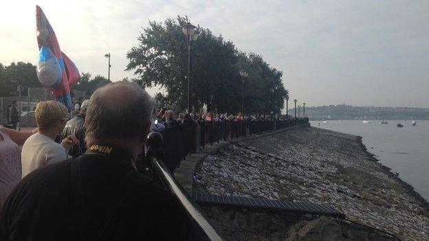 Crowds in Roath Basin