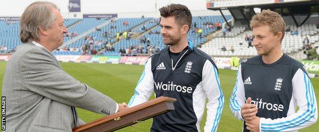 Before the game, James Anderson (left) and Joe Root (right) were presented with silver bats by ECB chairman Giles Clarke to honour their world record 10th-wicket partnership during the first Test against India earlier this summer