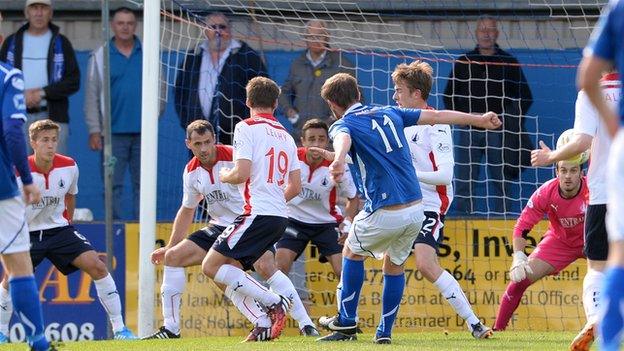 Anthony Marenghi scores for Stranraer against Falkirk