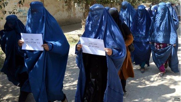 Afghan women attend a protest against a high-profile gang rape case that shocked the capital Kabul, in Kunduz, Afghanistan, 7 September 2014
