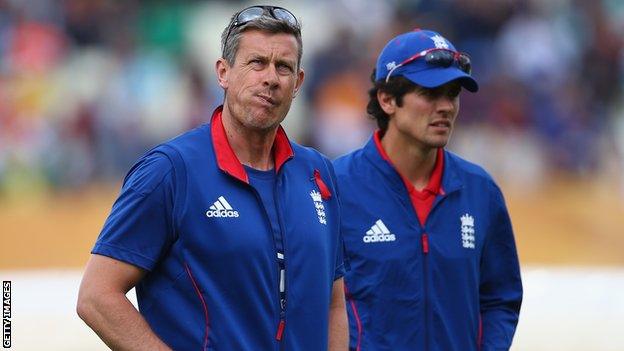 Former England limited-overs coach Ashley Giles (left) and Alistair Cook