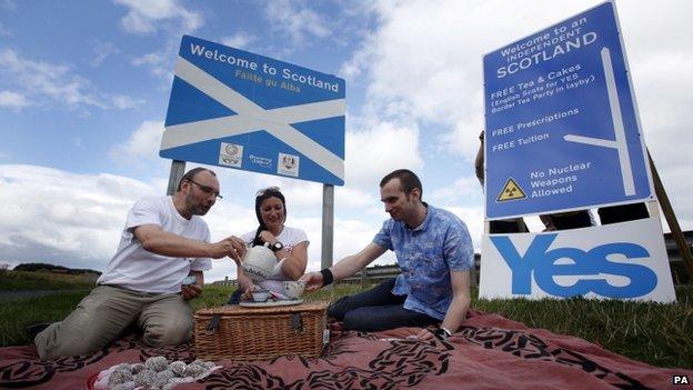 Members of English Scots for Yes hold a "Border tea party"