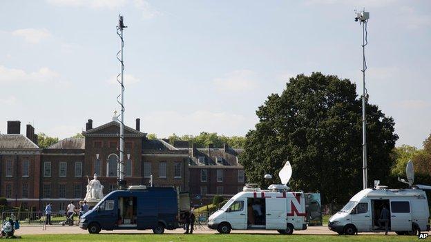 Media crews at Kensington Palace