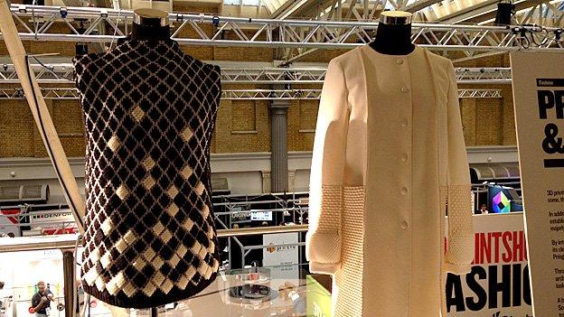 ringle of Scotland used 3D printed fabric created by material scientist Richard Beckett to create these garments