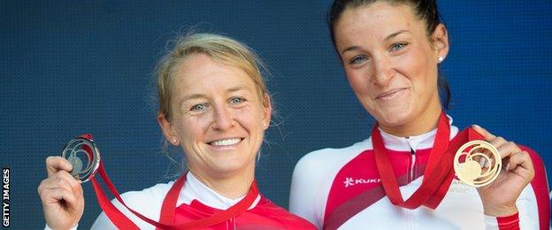 Emma Pooley and Lizzie Armistead