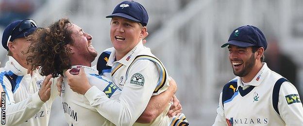 Ryan Sidebottom and Gary Ballance