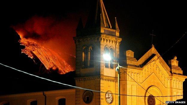 Lava threatens Italian church