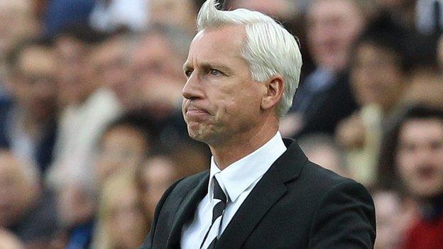 Newcastle manager Alan Pardew