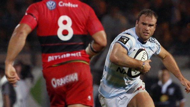 Jamie Roberts carries the ball against Toulon