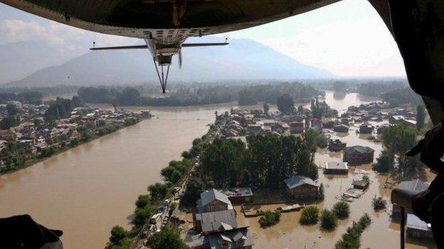 A view of residential houses submerged in flooded waters on September 10, 2014 in Srinagar