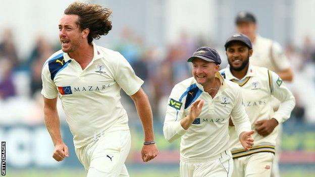 Ryan Sidebottom takes a wicket