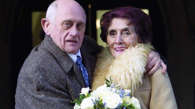 John Bardon and June Brown in EastEnders