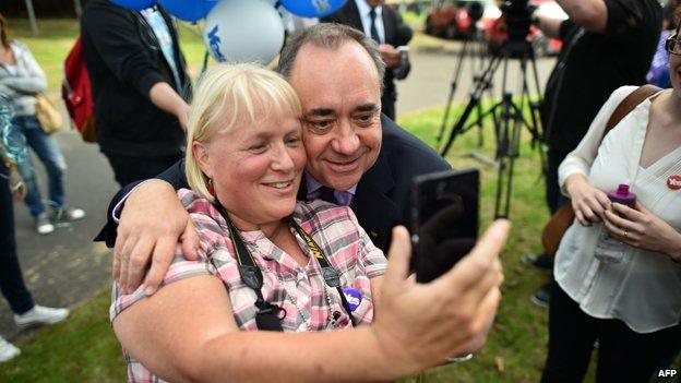 Alex Salmond with supporter