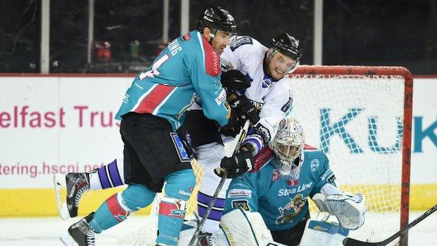 Action from the Giants' defeat by Braehead Clan