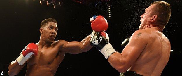 Anthony Joshua (left)