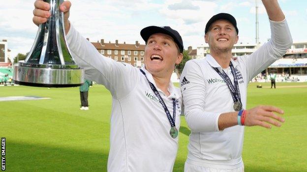 Gary Ballance & Joe Root