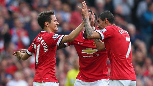 Ander Herrera (left) and Angel Di Maria (right) of Manchester United