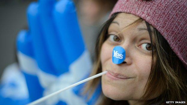 A "Yes" campaigner