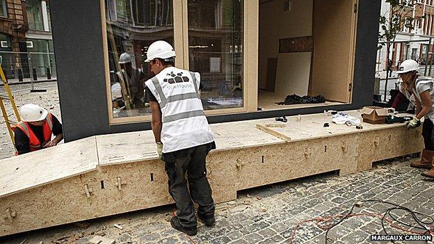 Building the concept house