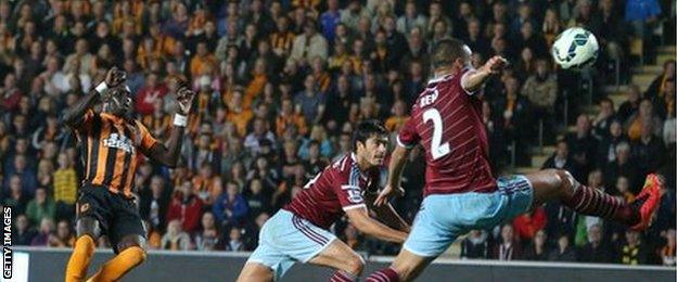 Mo Diame scores for Hull against his former club West Ham