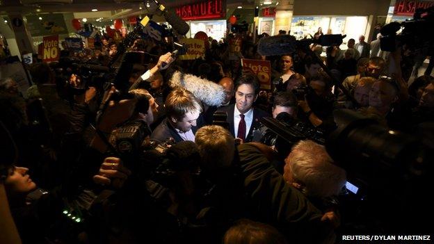 Miliband mob 2