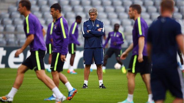 Manuel Pellegrini and his Manchester City squad