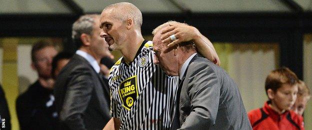 St Mirren captain Jim Goodwin congratulates manager Tommy Craig