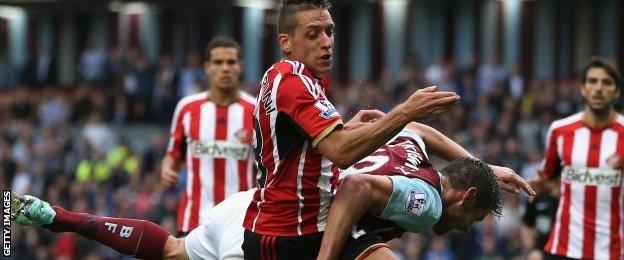 Lukas Jutkiewicz and Emanuele Giaccherini