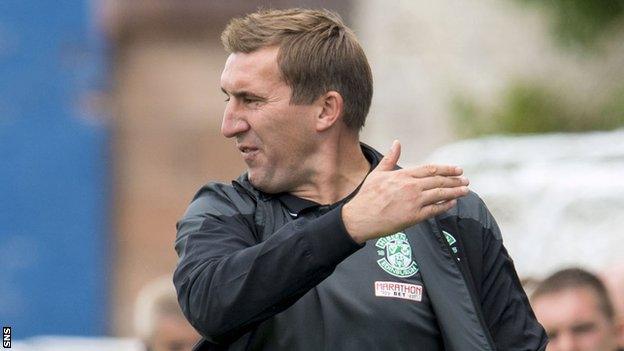 Hibernian manager Alan Stubbs saw his side lose 1-0 to Queen of the South.