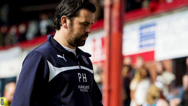 Dundee manager Paul Hartley