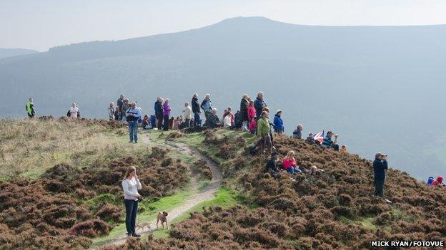 Onlookers at Derwent Dam