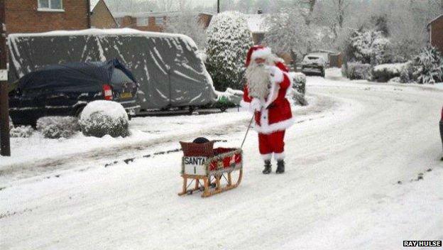 Ray Hulse as Santa