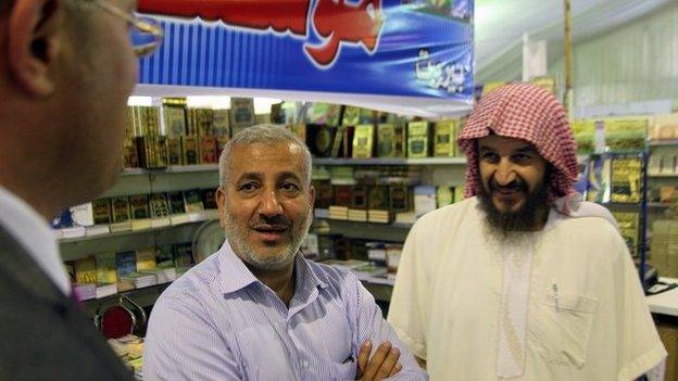 Murad Batal al-Shishani (left) meets Marwan Shahadeh (centre) and Abu Mohammed al-Maqdisi in Amman