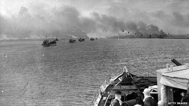 British boats landing during the Suez crisis