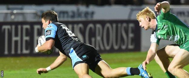 DTH van der Merwe scores a try for Glasgow Warriors against Connacht