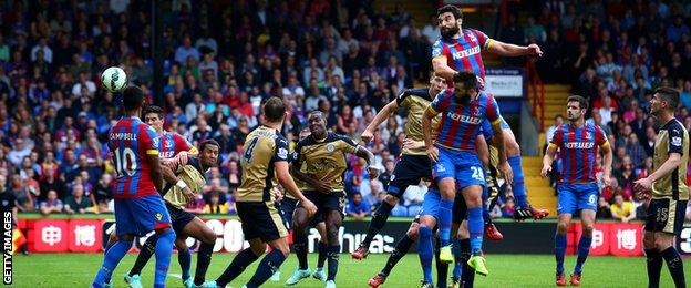 Mile Jedinak heads in for Palace