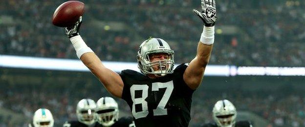 Brian Leonhardt of the Oakland Raiders