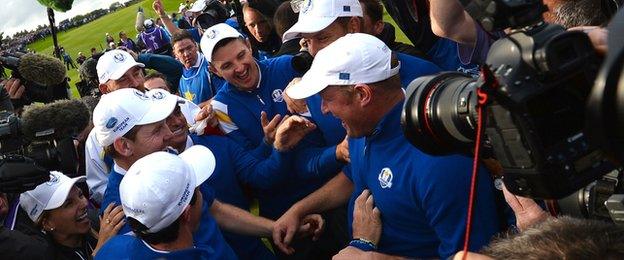 Jamie Donaldson of Europe celebrates