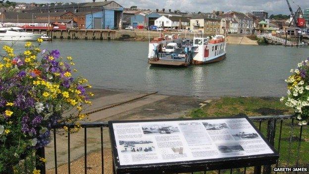 Cowes floating bridge