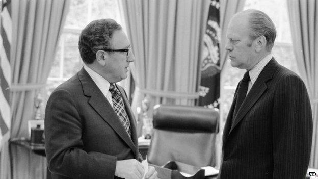 President Gerald Ford, (R) and Secretary of State Henry Kissinger in 1975