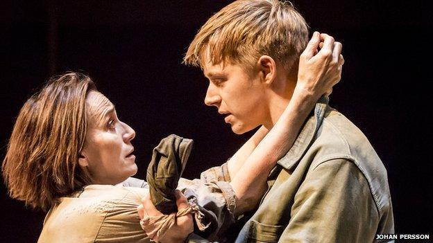 Kristin Scott Thomas (Electra) with Jack Lowden as Orestes