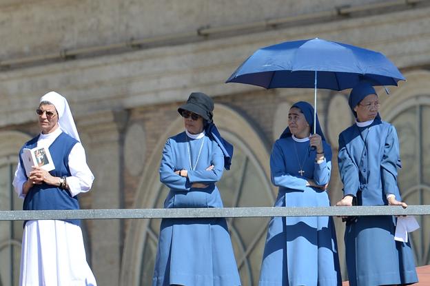 Nuns at mass in Vatican Square, September 2014