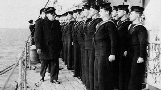 Prime Minister Winston Churchill inspects the ship’s company of H.M.S. Scylla in London on 21/10/1942