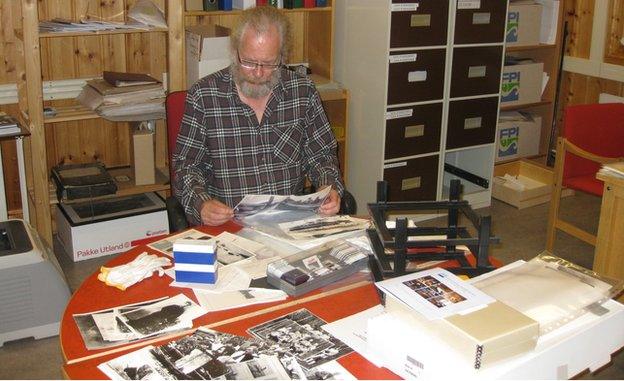 Knut Stenhaug sorting the archives relating to Pomor (Russian) trade, Vardoe museum