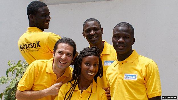 Laurent Liautaud (second left) with the Niokobok team