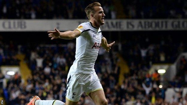 Harry Kane scores for Tottenham