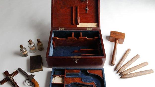 Vampire hunting kit