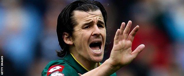 QPR midfielder Joey Barton told BBC Radio 5 Live he would like to see the English game lead the way with the Rooney Rule