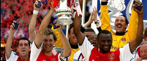 Tony Adams and Patrick Vieira