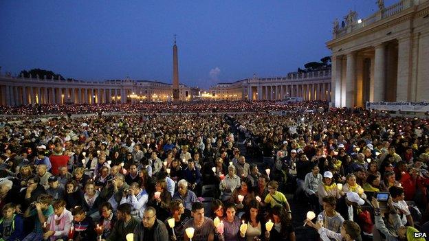 Thousands attend a prayer vigil led by Pope Francis in preparation for the Third Extraordinary General Assembly of the Synod of Bishops.